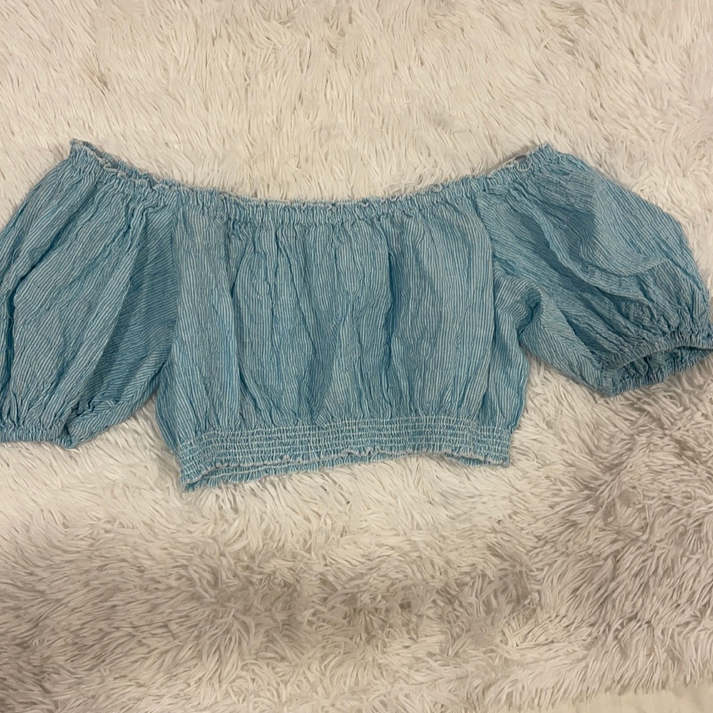 Urban outfitters (kimchi blue) crop top